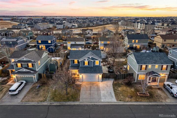 Property Photo:  733 Canyon Lane  CO 80603 