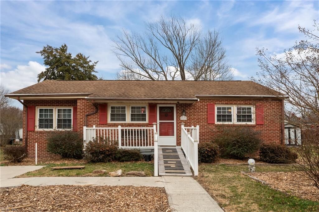 Property Photo: 117 W Semple Rd VA 23185