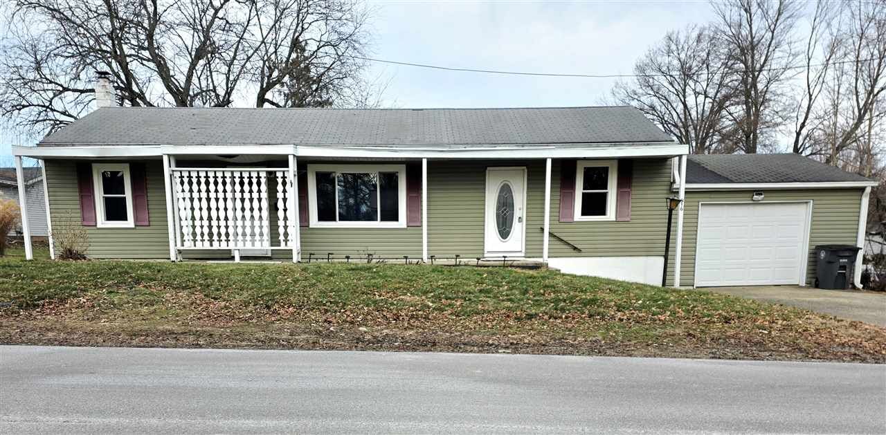 Property Photo:  916 W 10th Street  IN 47331 