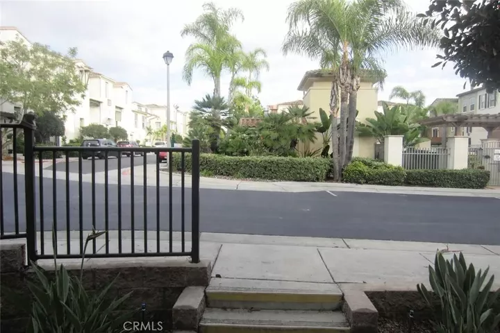 Property Photo:  1285 Fools Gold Way 2  CA 91913 