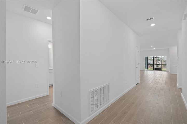 Property Photo:  8934 SW 69th Ter  FL 34476 