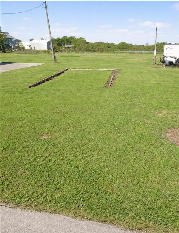 Property Photo: 150 Gulf View Road LA 70631