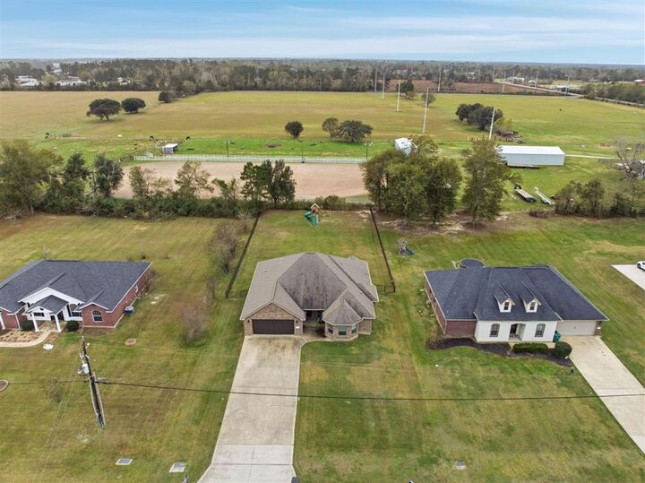 Property Photo:  124 Audubon Avenue  LA 70663 
