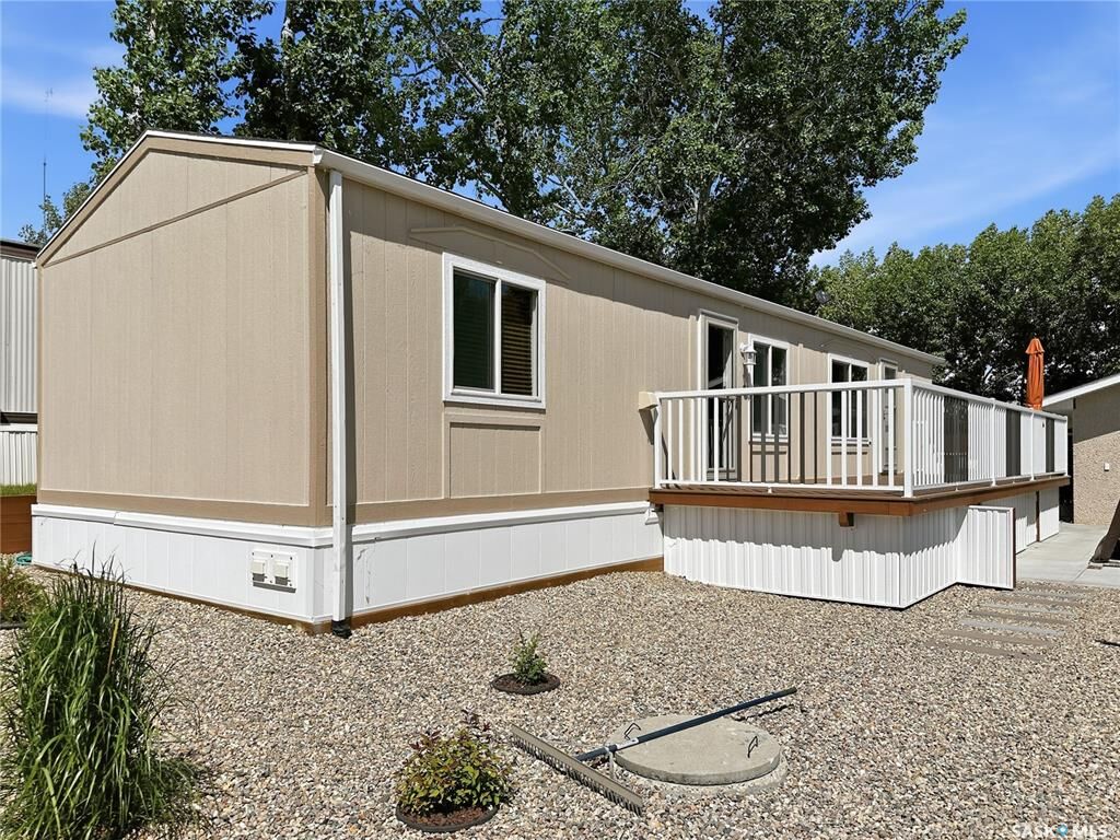 Property Photo:  6 Highland Avenue  SK S0M 0L0 