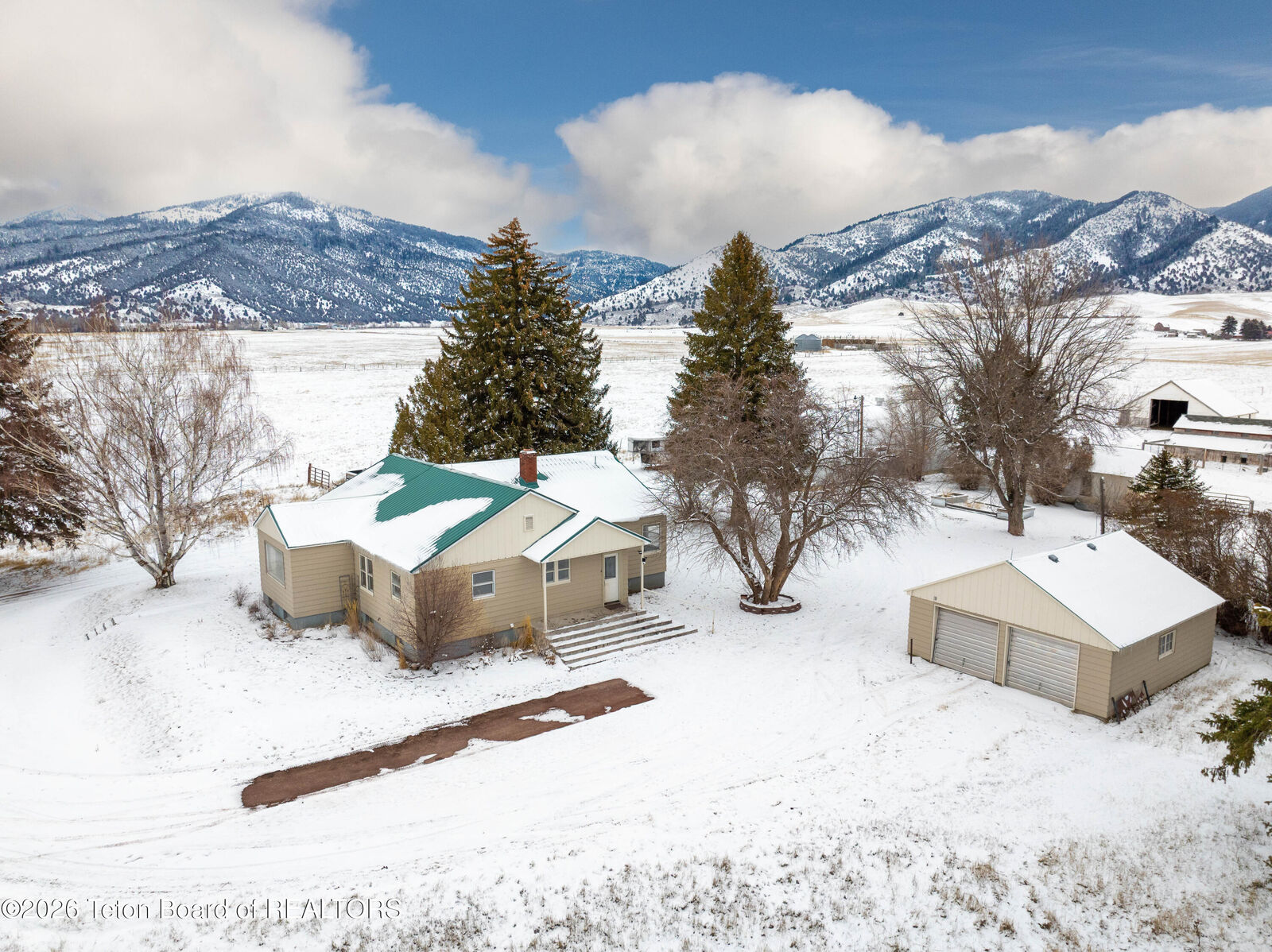 Property Photo:  2226 Irwin North Road  ID 83428 