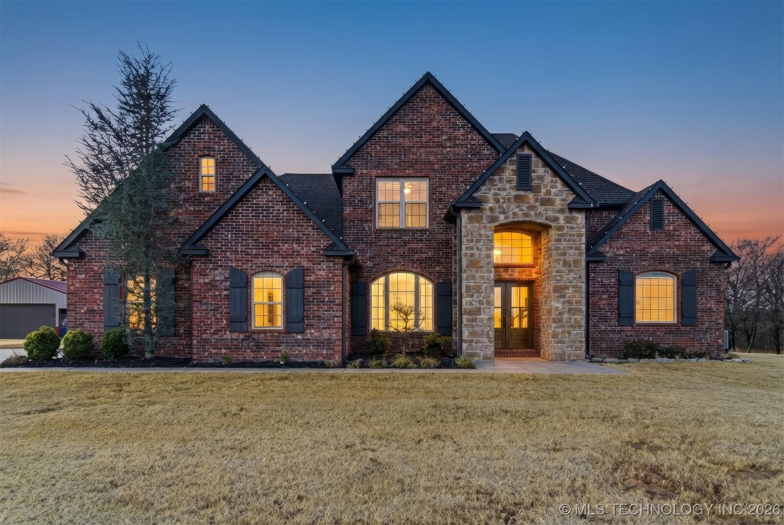 Property Photo:  12340 Will Sampson Road  OK 74447 