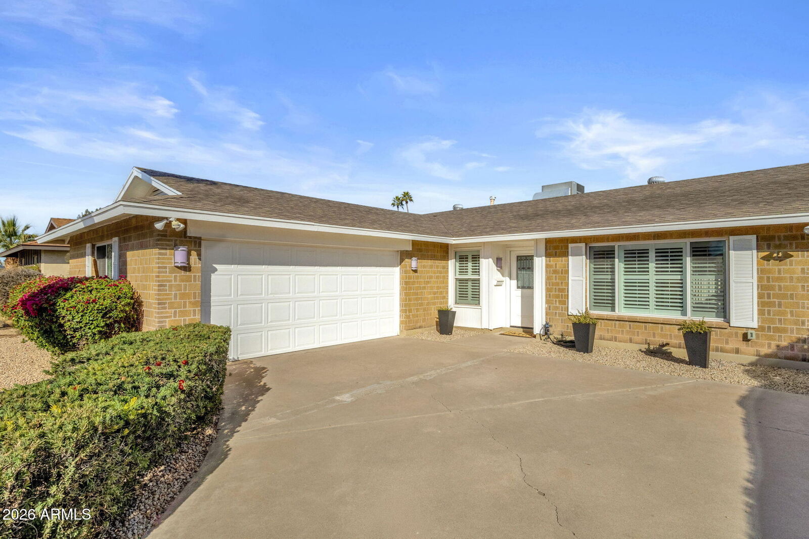 Property Photo: 8520 E Plaza Avenue AZ 85250