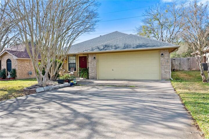 Property Photo:  4016 Windfree Drive  TX 77845 