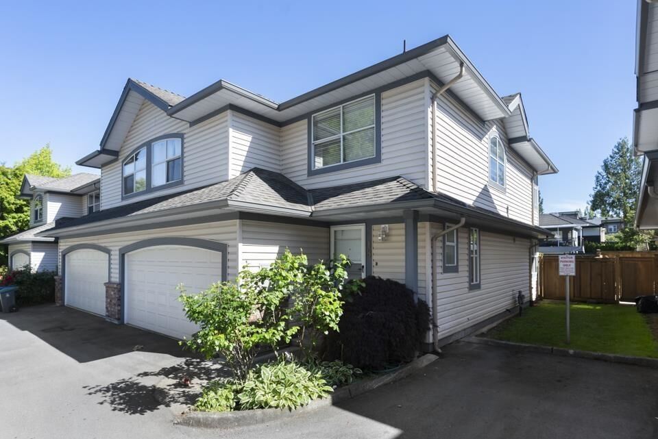 Property Photo: 8257 121A Street 18 BC V3W 3R4