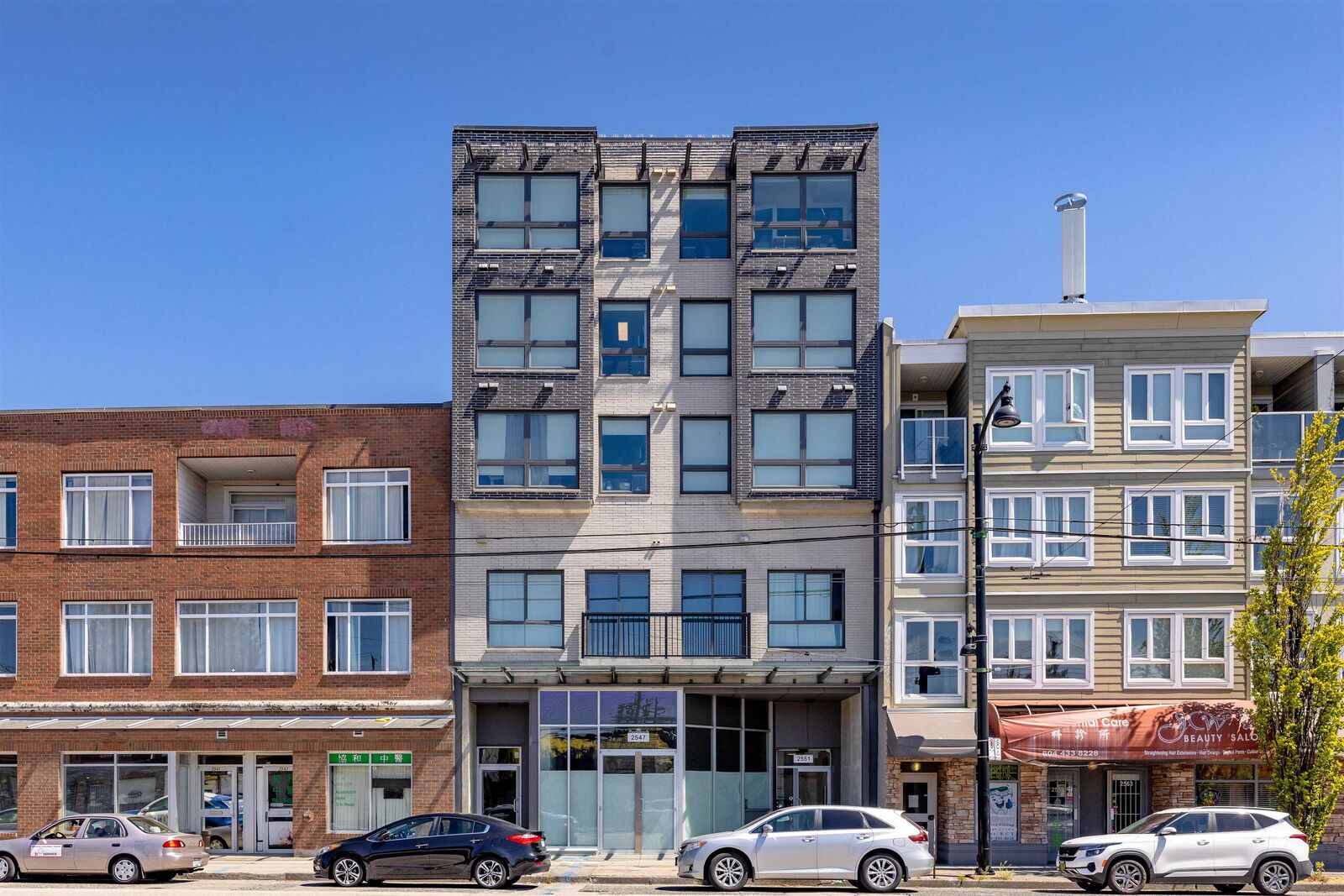 Property Photo:  2551 Kingsway 503  BC V5R 5H3 