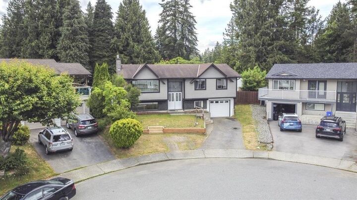 Property Photo: 20272 46A Avenue BC V3A 5K4