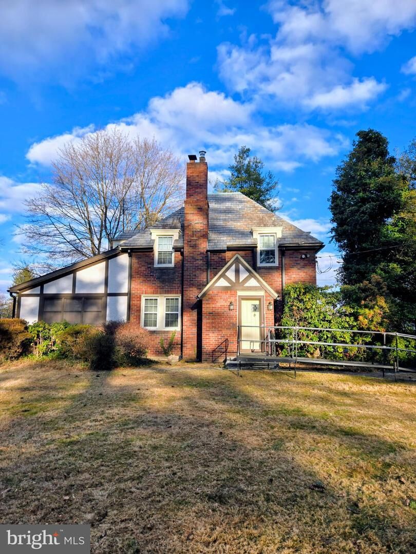 Property Photo:  215 Red Lion Road  PA 19006 