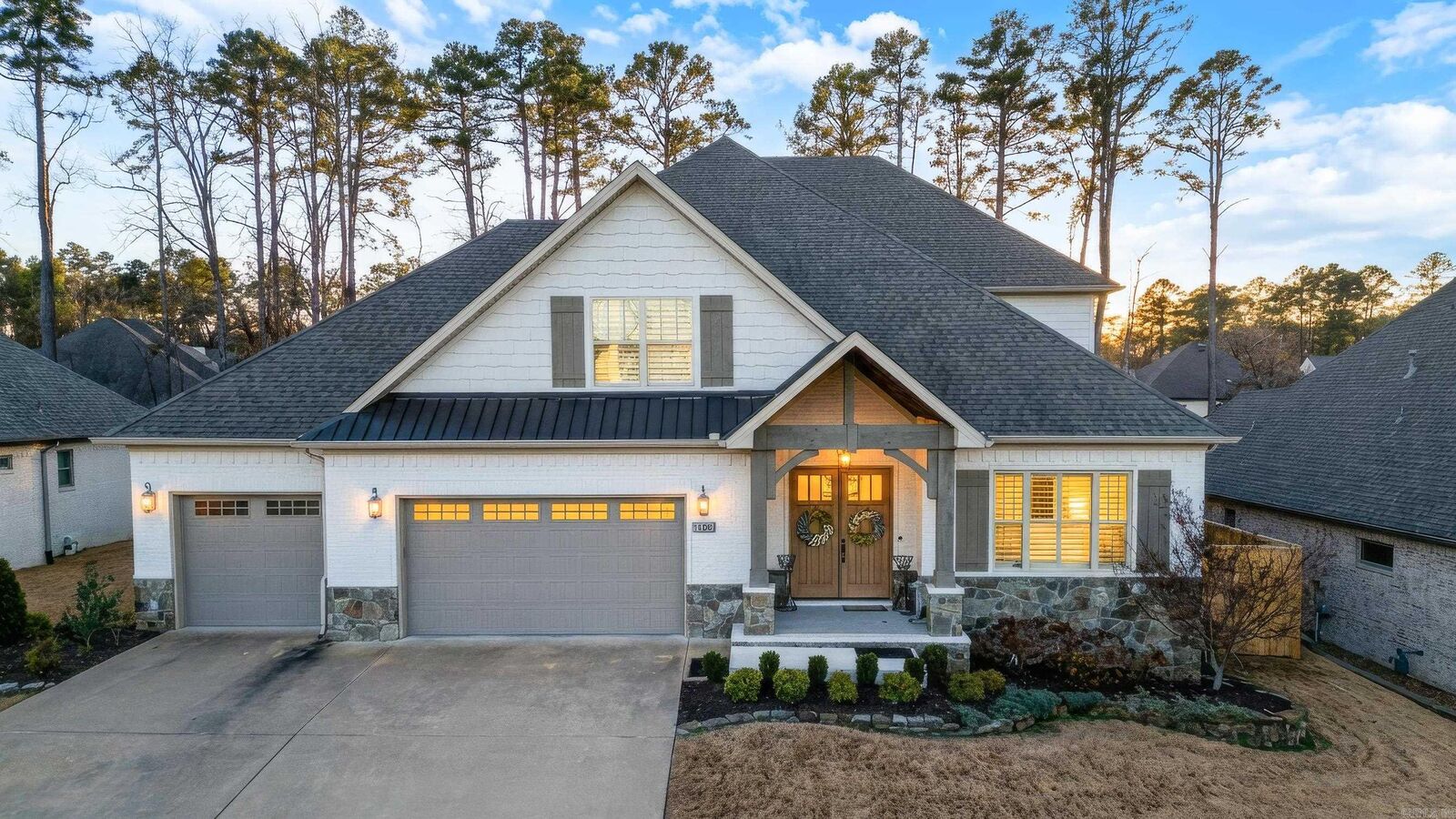 Property Photo:  120 Ensbury Drive  AR 72223 