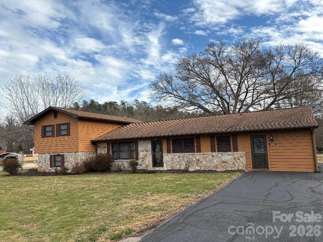 Property Photo:  3253 US 70 Highway W  NC 28752 