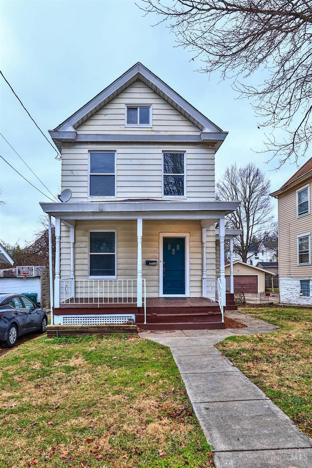 Property Photo:  3232 Montana Avenue  OH 45211 