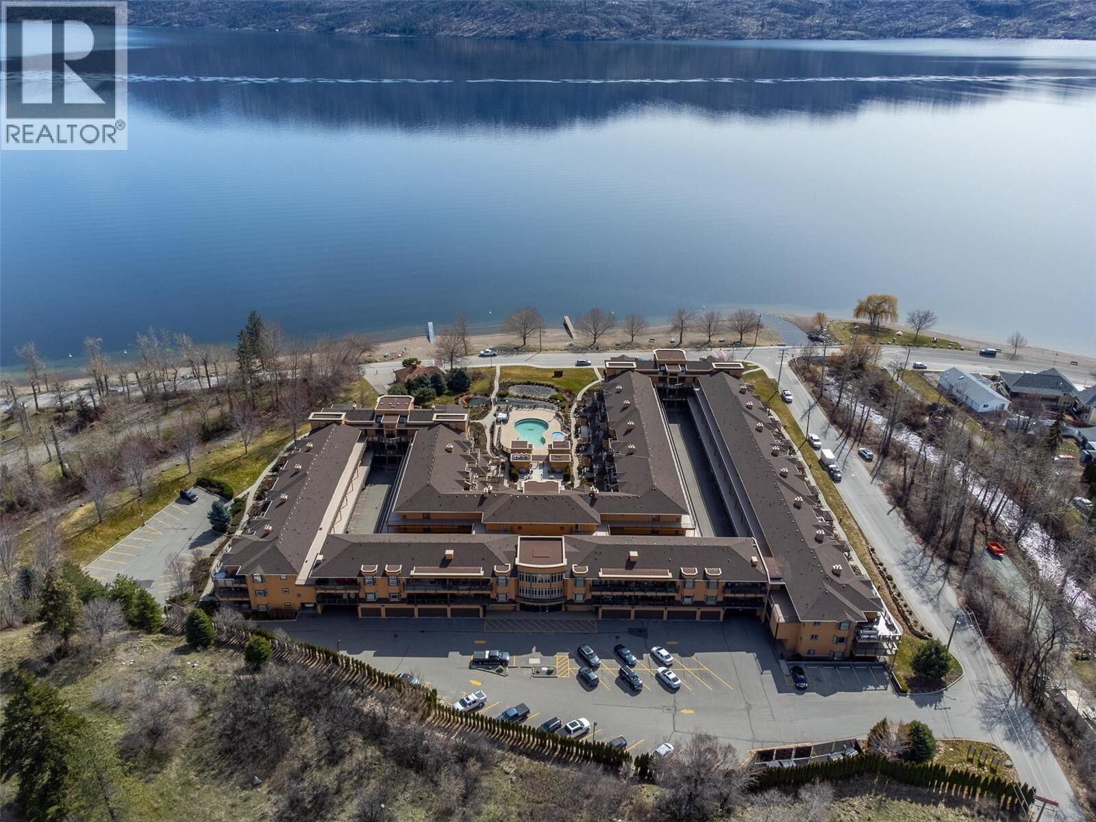 Property Photo:  3996 Beach Avenue 201  BC V0H 1X5 