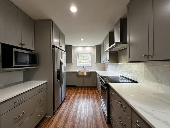 Property Photo:  520 Justin Street  FL 32547 