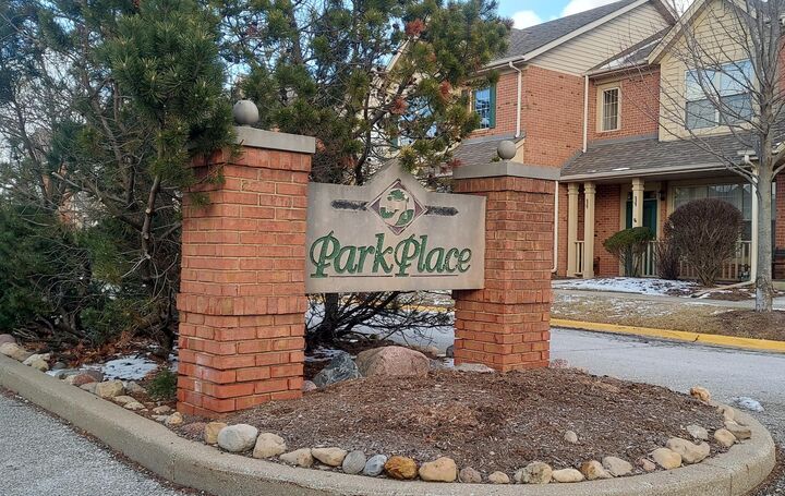 Property Photo:  2912 Cambridge Way 2912  IN 46322 