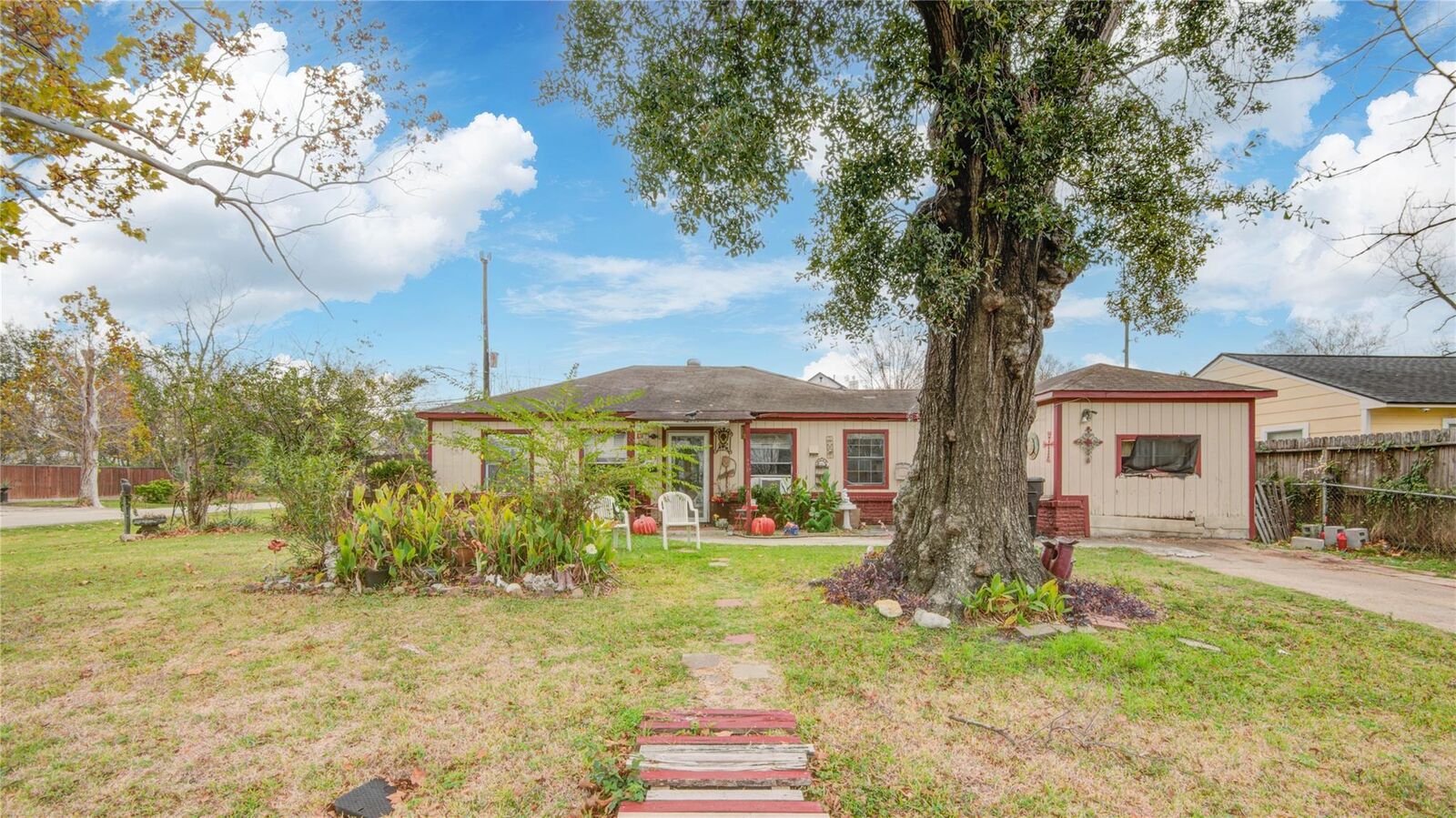 Property Photo:  6601 Teluco Street  TX 77055 