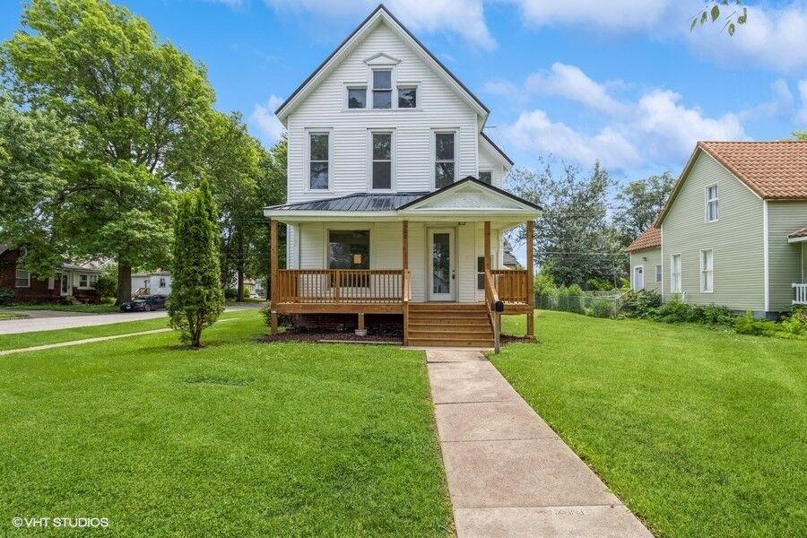 Property Photo:  502 S Market Street  IA 52577 