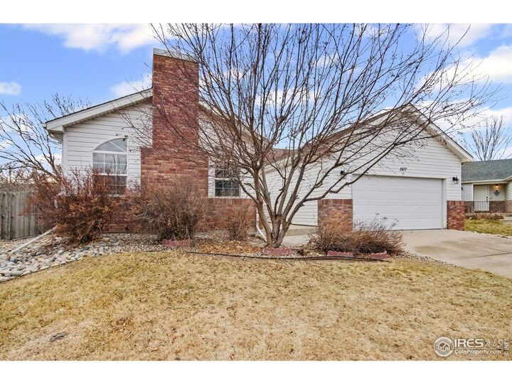 Property Photo:  1507 Stonewood Ct  CO 80550 