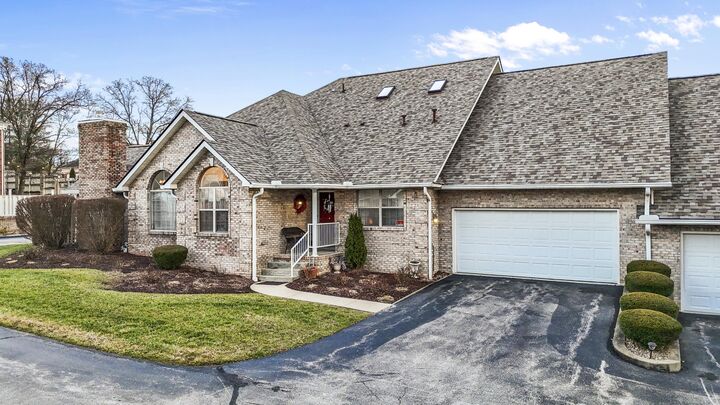 Property Photo:  312 Village Drive  KY 40351 