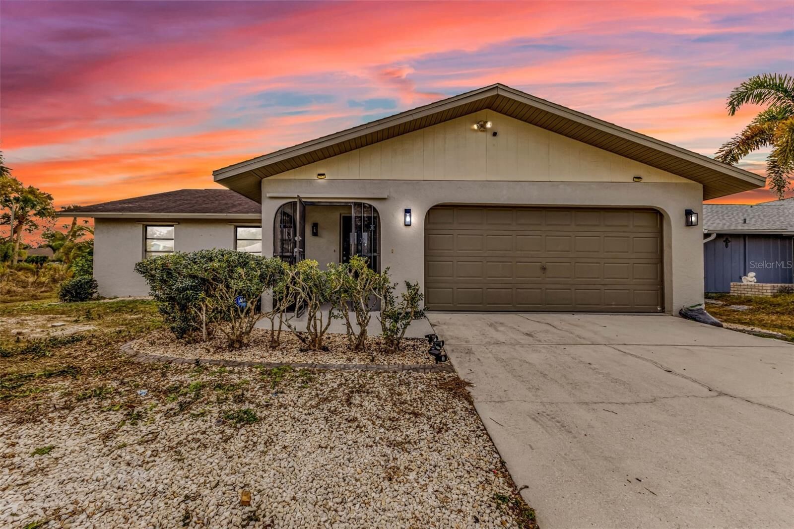 Property Photo:  21499 Sheldon Avenue  FL 33952 