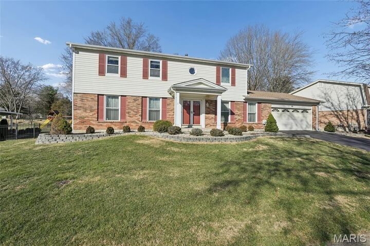 Property Photo:  1529 Woodroyal East Drive  MO 63017 