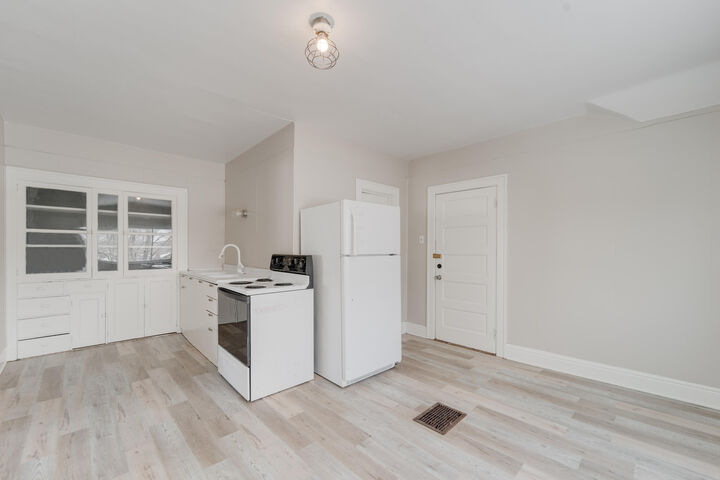 Property Photo:  3807 E Edgerton Ave  WI 53110 