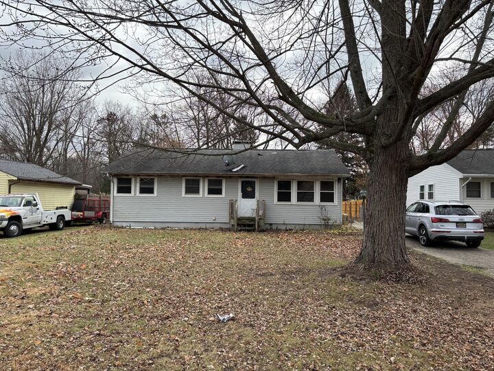 Property Photo:  109 Bradley Drive  MI 49201 