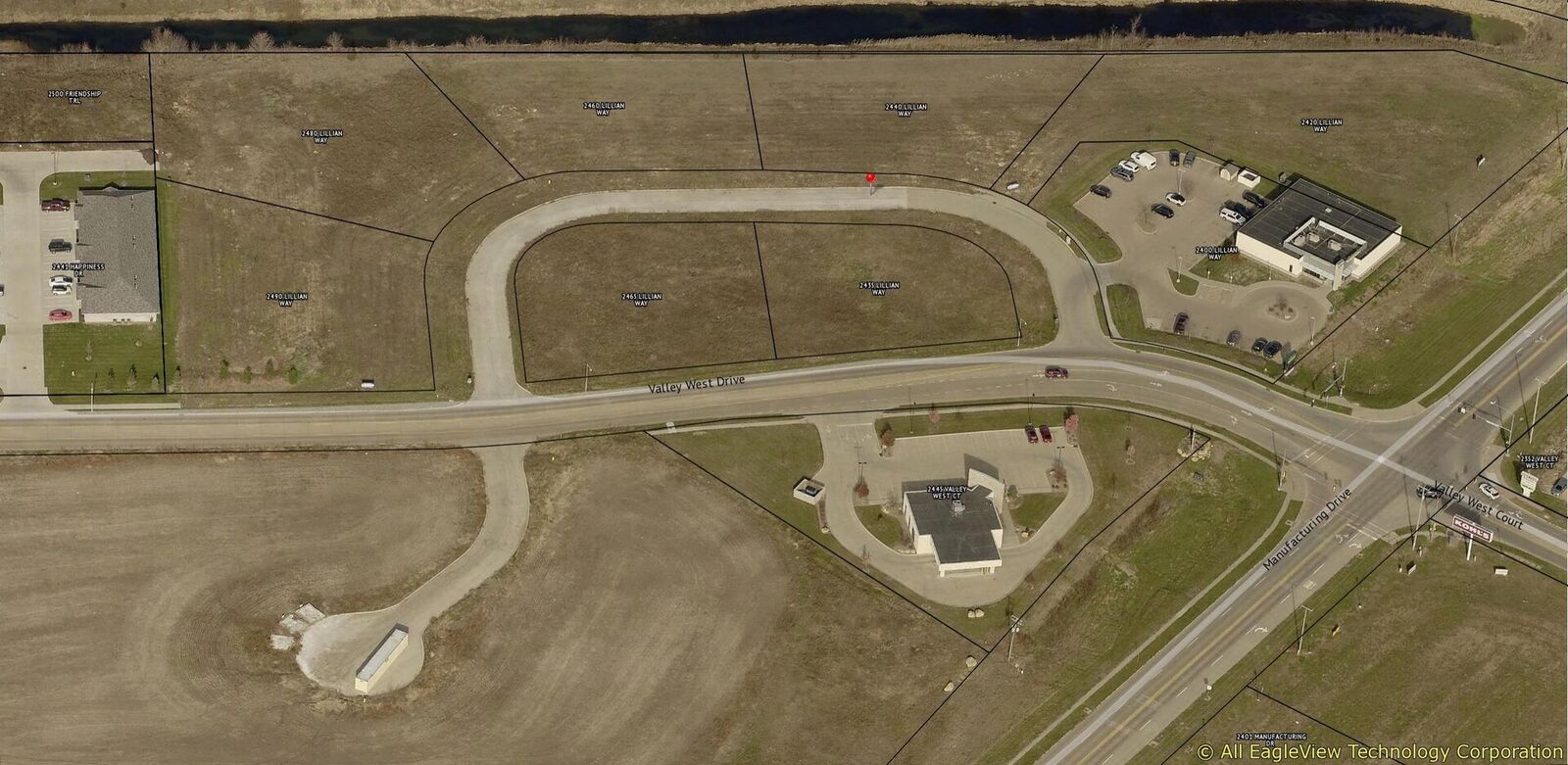 Property Photo: 2460 Lillian Way IA 52732