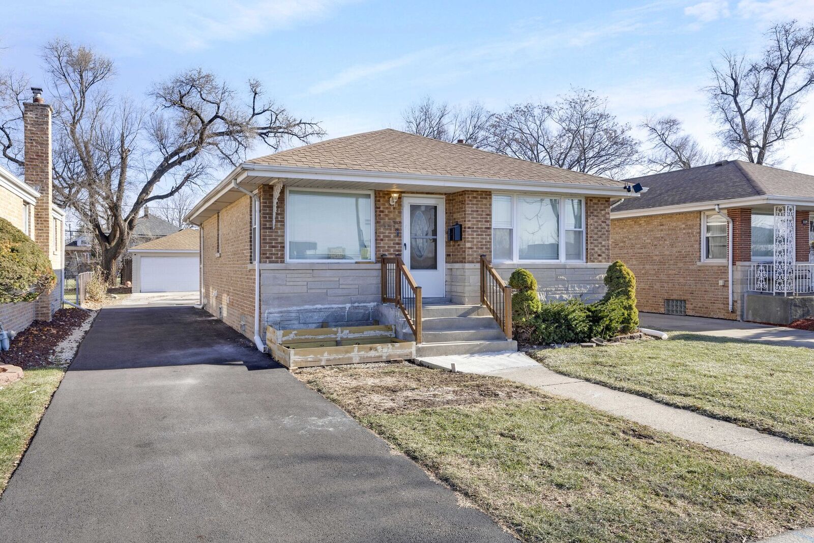 Property Photo:  1125 24th Avenue  IL 60104 