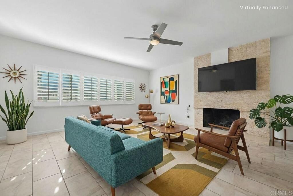 Property Photo:  415 E Avenida Granada  CA 92264 