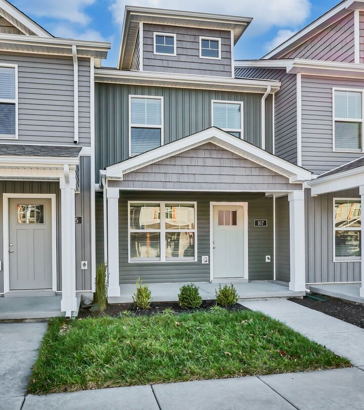 Property Photo: 107 Quarry Point Dr TN 37043