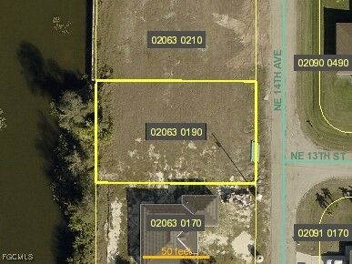 Property Photo:  1300 NE 14th Avenue  FL 33909 
