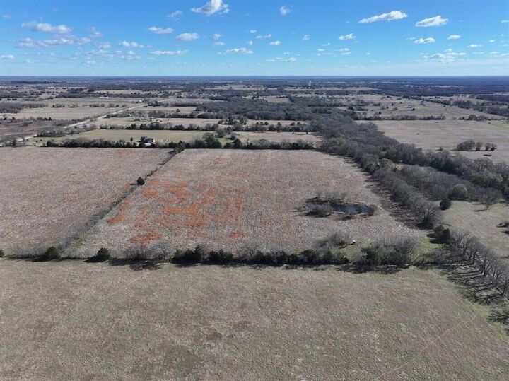 Property Photo:  16674 Fm-148  TX 75158 