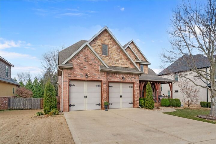 Property Photo:  5610 Brighton Road  AR 72758 