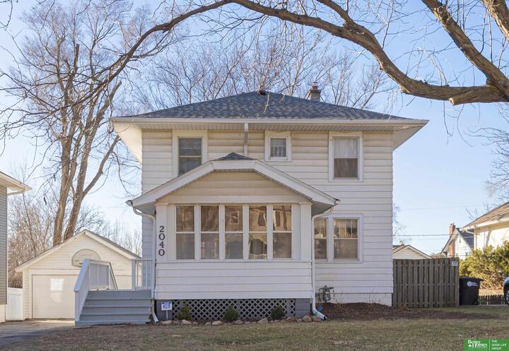Property Photo:  2040 N 50 Avenue  NE 68104 