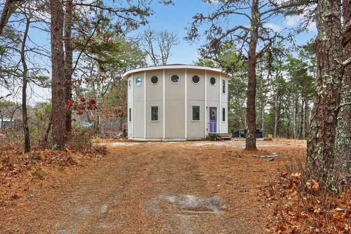 Property Photo:  19 Old Bridge Rd  MA 02666 