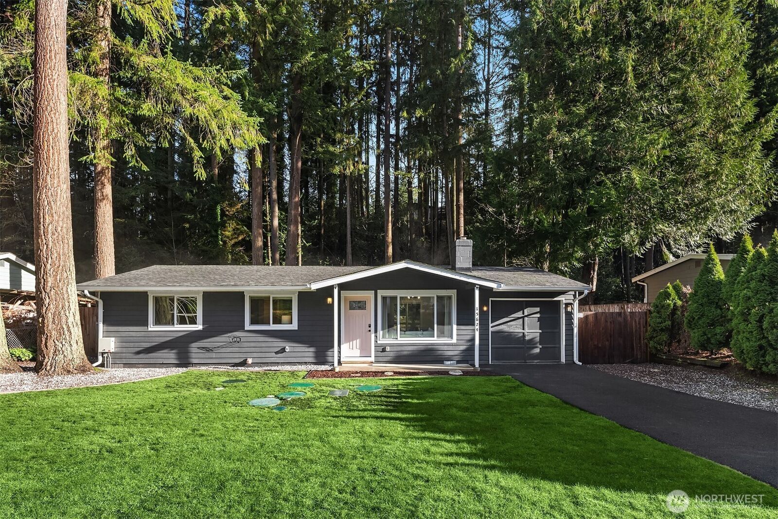 Property Photo:  15624  173rd Avenue NE  WA 98072 