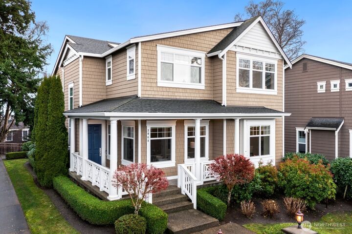 Property Photo:  3048  39th Avenue W  WA 98199 