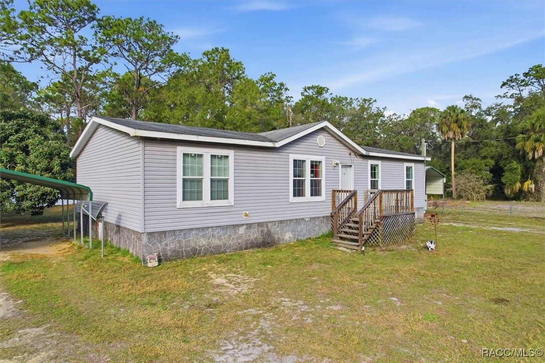 Property Photo:  126 Park Street  FL 34449 