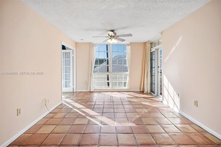 Property Photo:  1280 S Alhambra Cir 2211  FL 33146 