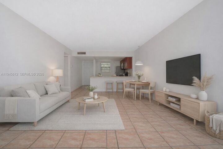 Property Photo:  10525 SW 112th Ave 309  FL 33176 