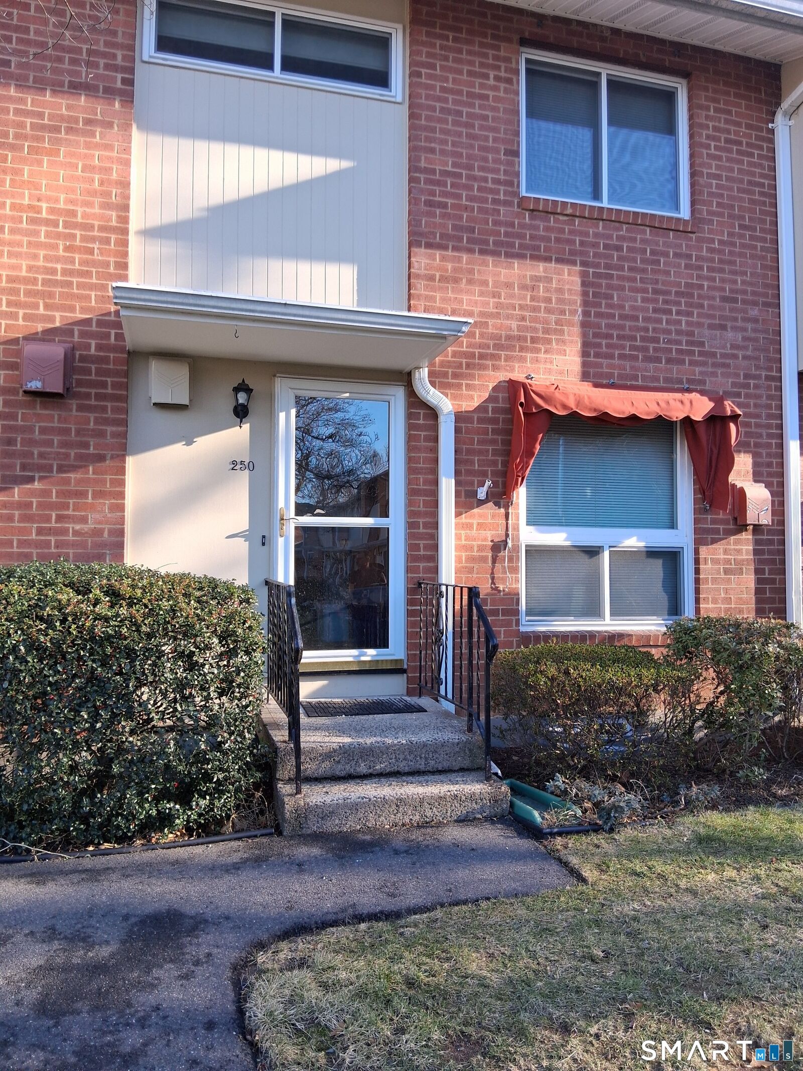 Property Photo:  250 Centerbrook Road  CT 06518 