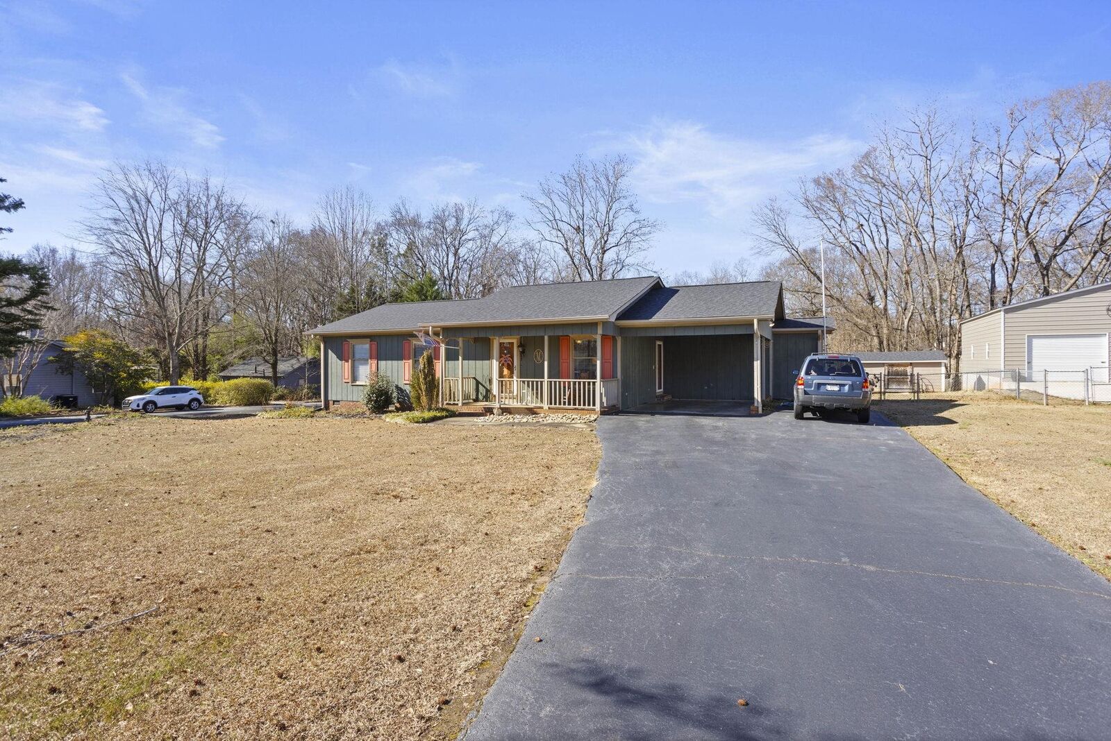 Property Photo:  116 Goldenrod Lane  SC 29369 