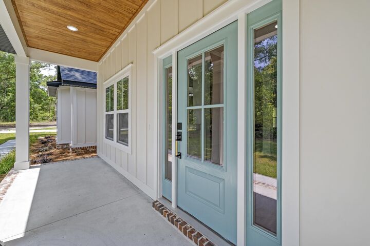 Property Photo:  5887 Williams Road  FL 32311 