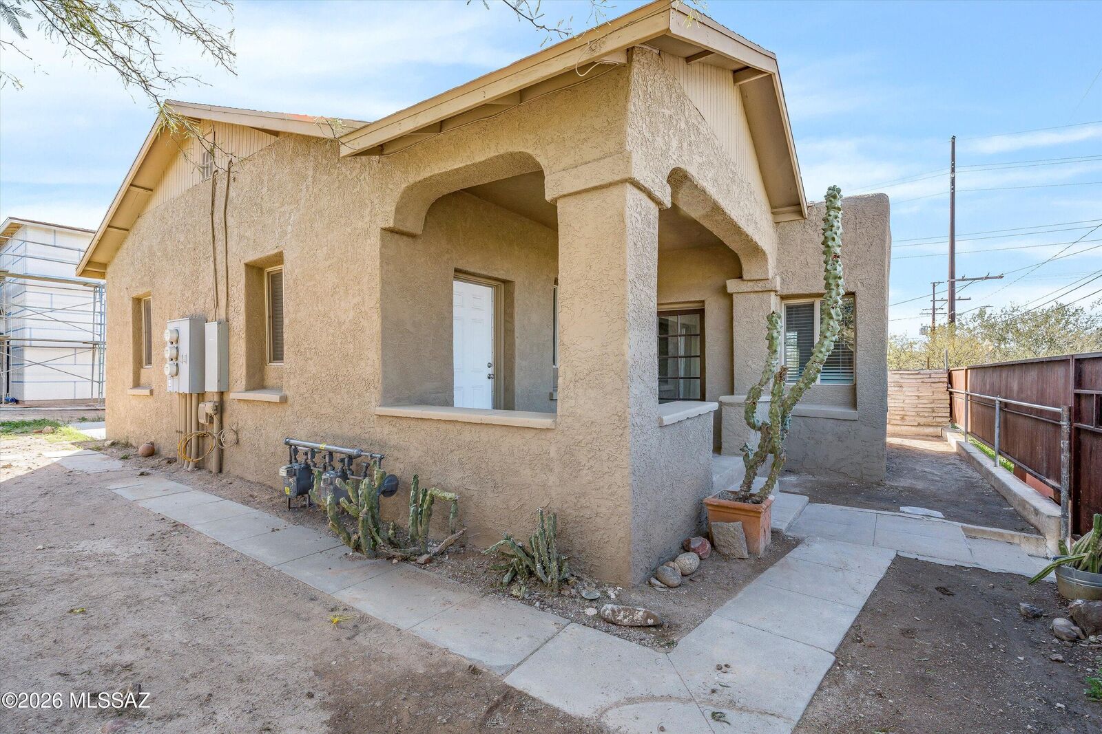Property Photo:  231 W University Boulevard  AZ 85705 