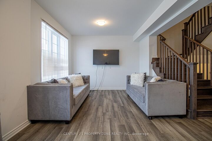 Photo de la propriété:  6 Bellasera Way  ON L7C 1Z9 