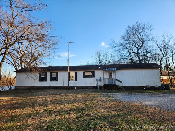 Property Photo:  425 Leisure Land  OK 74332 